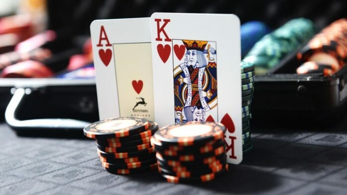 Beberapa Keuntungan Dalam Bermain Di Agen Poker Online